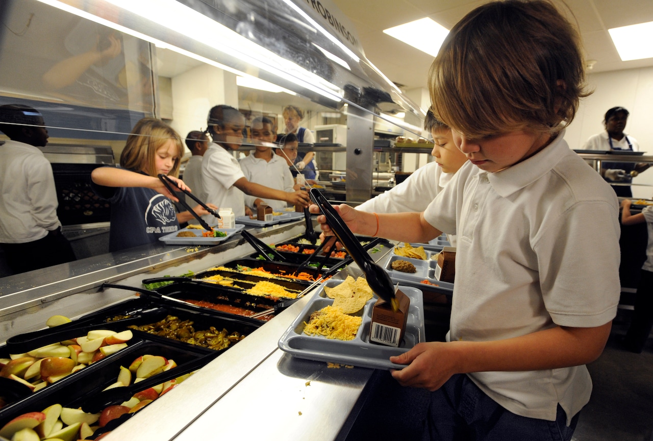 Providing universal school meals in Ohio budget will help thousands of kids get adequate nutrition