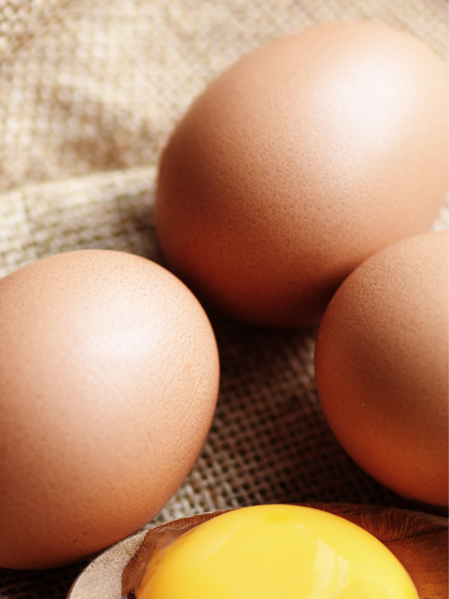 Egg yolk vs egg white: Which is healthier?