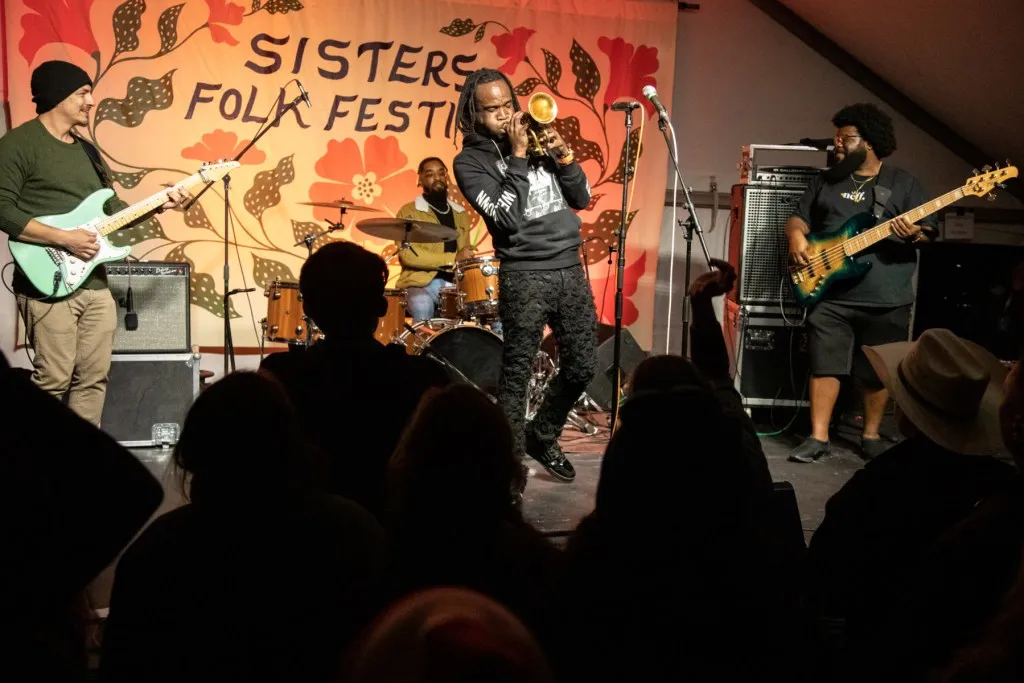 Sounding out: Shamarr Allen and the Underdogs perform at the 2023 Sisters Folk Festival.