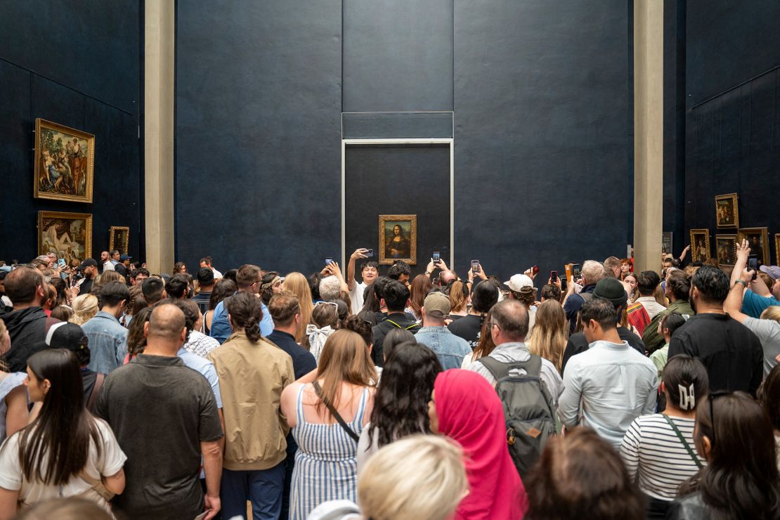 ‘Mona Lisa’ will get its own room under a 10-year renovation of the Louvre in Paris