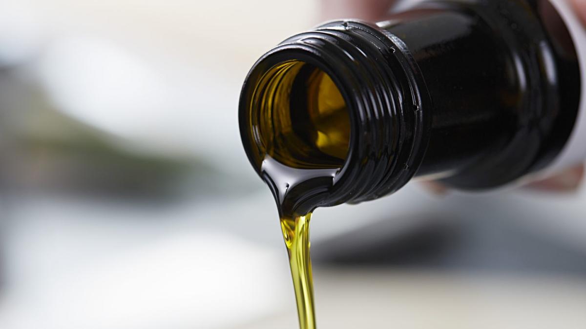 How Worried Should You Be About Seed Oils? Nutrition Experts Reveal The Truth