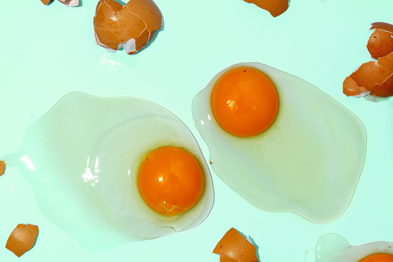 Are Eggs With Orange Yolks Healthier? A Nutritionist Settles the Debate