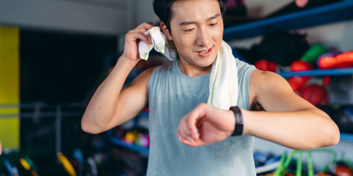 You might have a toxic relationship with your fitness tracker if you do these 3 things