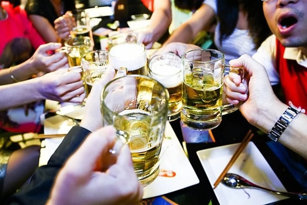 Sau Tết, quý ông nườm nượp khám bệnh tình dục, đổ lỗi do rượu bia - 3 Sau Tết, quý ông nườm nượp khám bệnh tình dục, đổ lỗi do rượu bia - 3