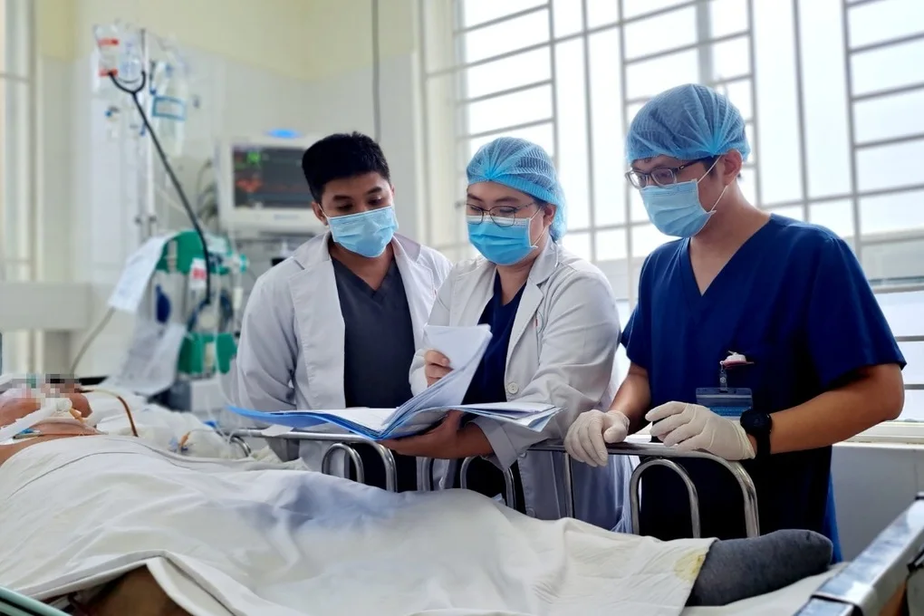TPHCM: Bác sĩ khuyên về lo hậu sự, người đàn ông thoát cái chết thần kỳ - 3 TPHCM: Bác sĩ khuyên về lo hậu sự, người đàn ông thoát cái chết thần kỳ - 3