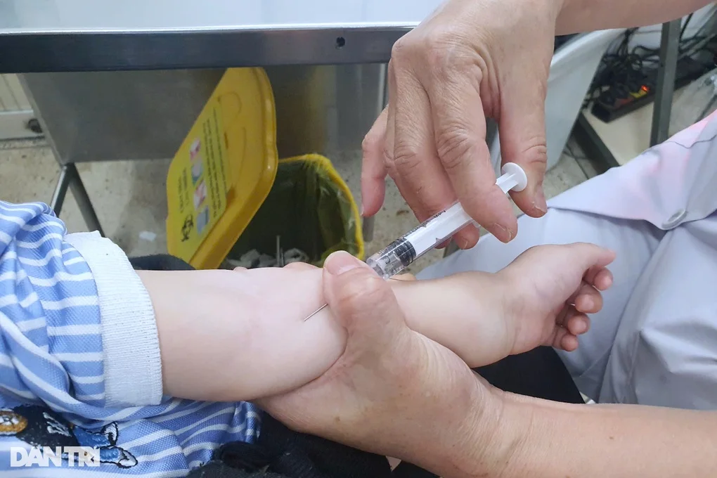 Nhiều ca mắc cúm nặng, đối phó bệnh như thế nào? - 2 Nhiều ca mắc cúm nặng, đối phó bệnh như thế nào? - 2