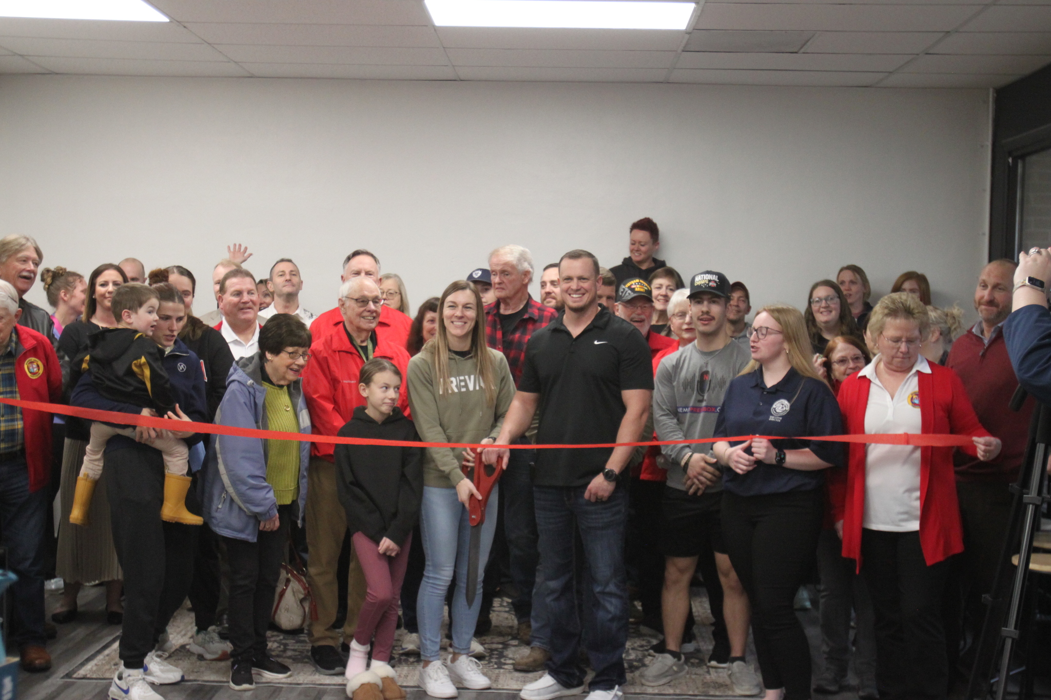 Moberly Chamber of Commerce holds a ribbon cutting for Conquer Nutrition and Prevail gym – Moberly Monitor-Index