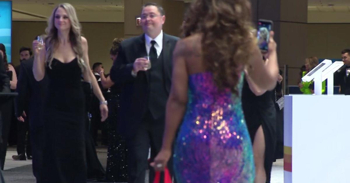 Chicago Auto Show hosting annual black-tie preview event for charity