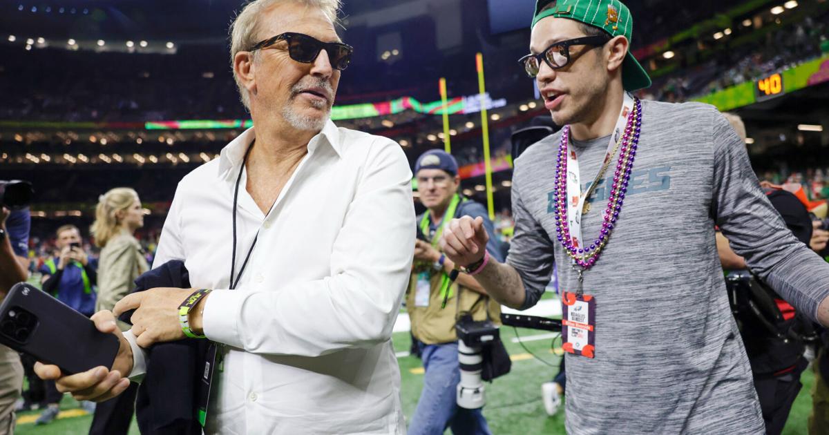 SNL star Pete Davidson rocks a Cafe du Monde hat to Super Bowl LIX in New Orleans