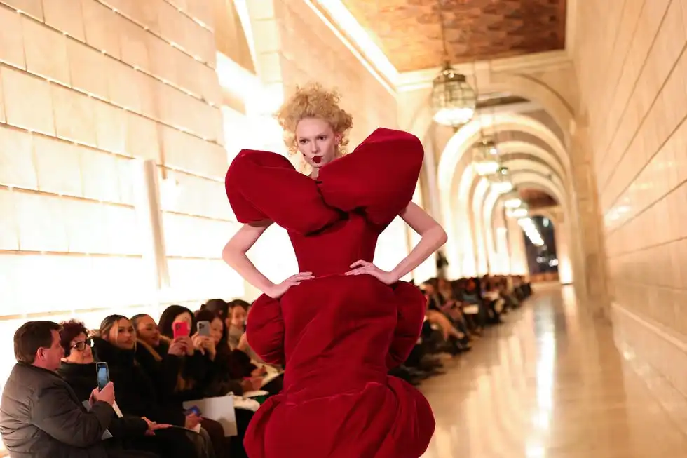 new york, new york february 03 alex consani walks the runway during the marc jacobs 2025 runway show at new york public library on february 03, 2025 in new york city photo by dimitrios kambourisgetty images for marc jacobs