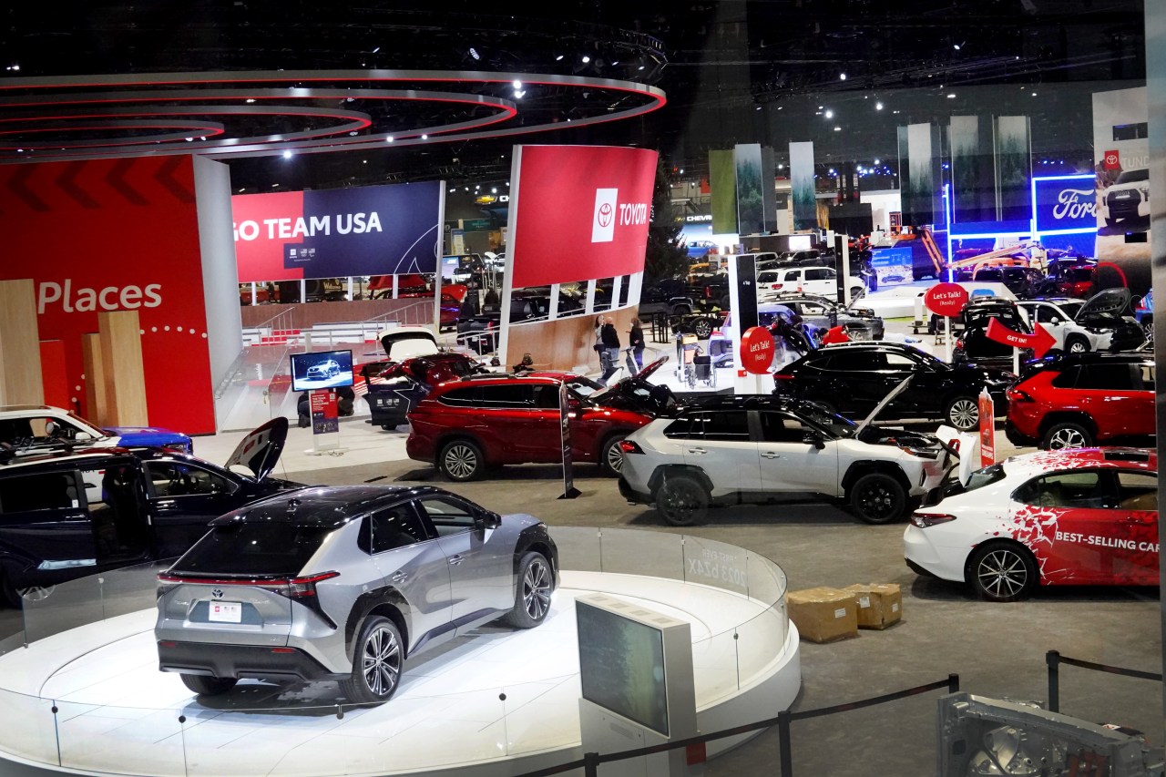 117th Chicago Auto Show begins 10-day run Saturday, kicks off with charity event Friday night, at McCormick Place