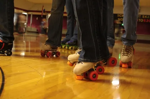 Oaks Park roller rink reopens