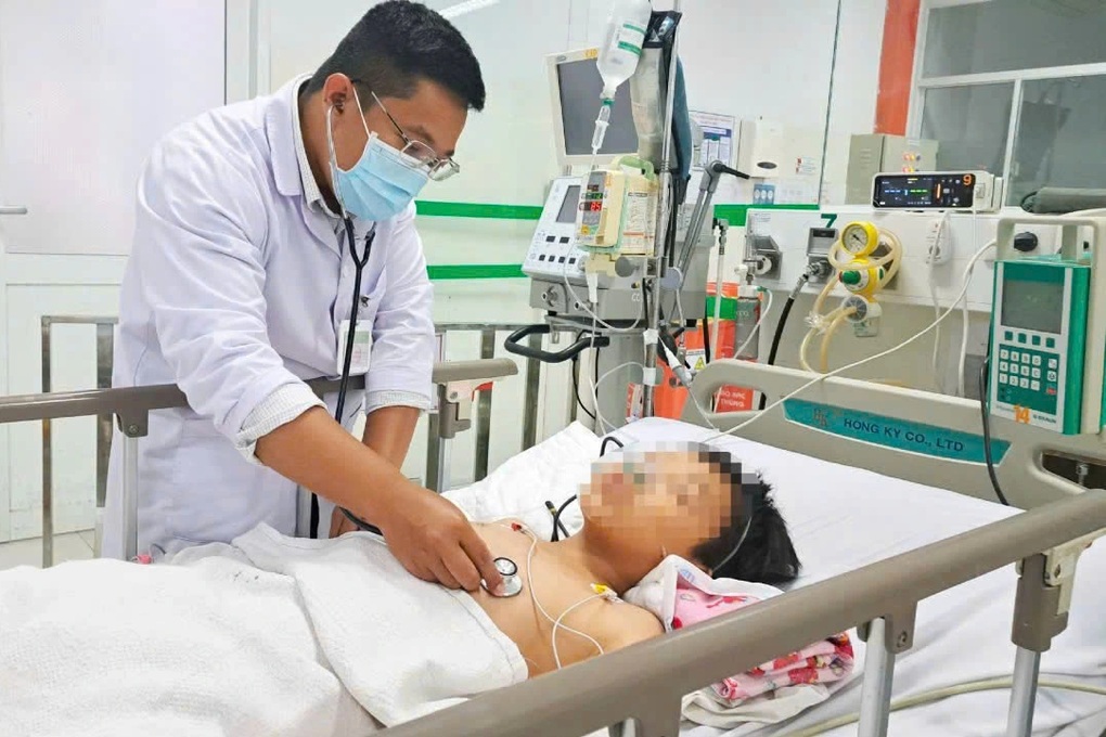 Hàng loạt ca đuối nước thương tâm: 2 cháu bé rơi xuống hồ trước nhà tử vong