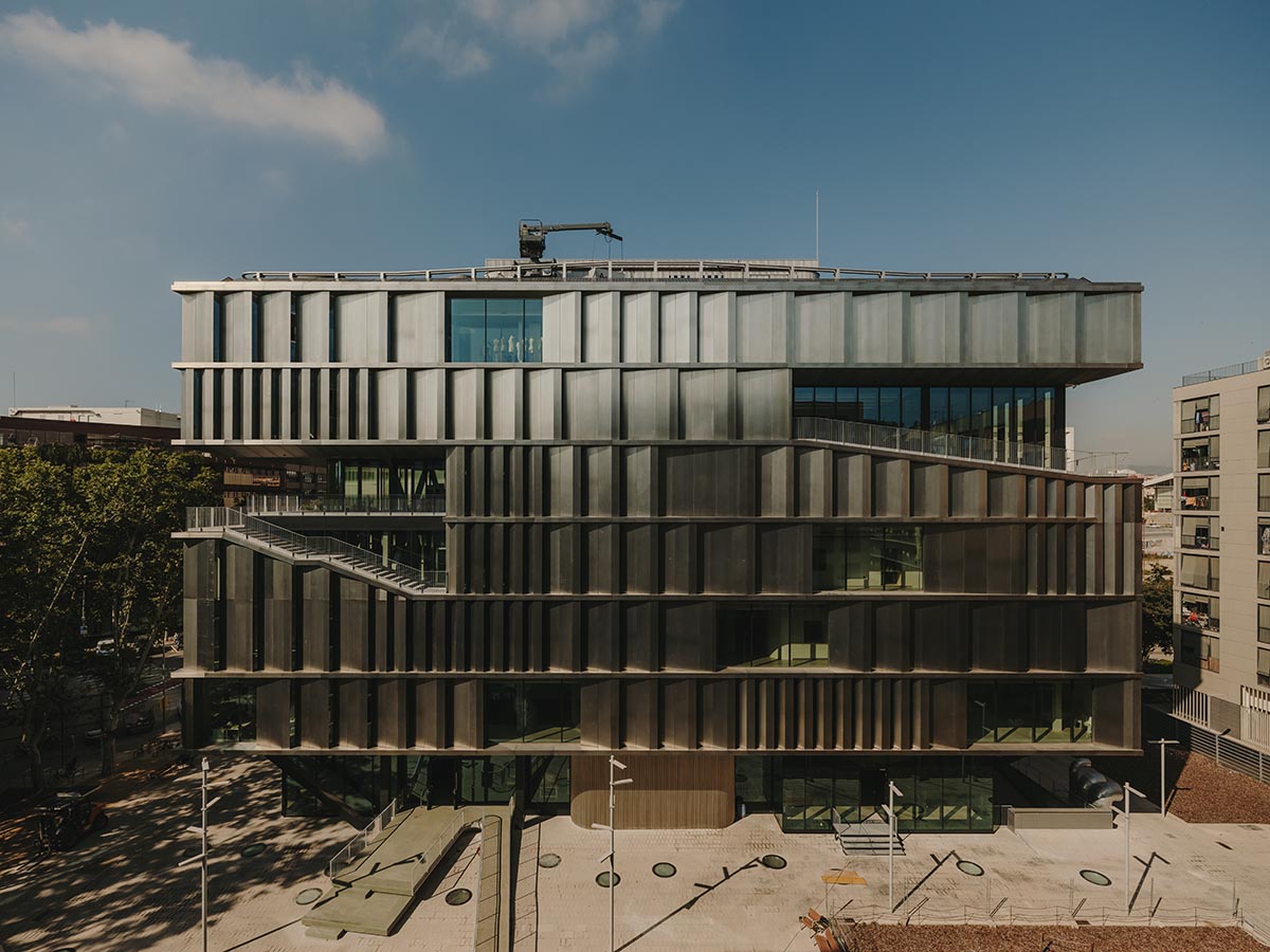 International School Of Design And Visual Arts features a sawtooth facade in Barcelona