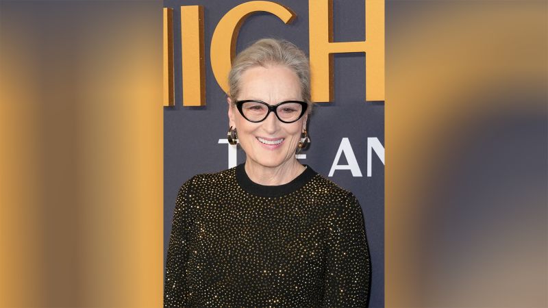 Meryl Streep makes first-ever ‘SNL’ appearance during 50th anniversary special