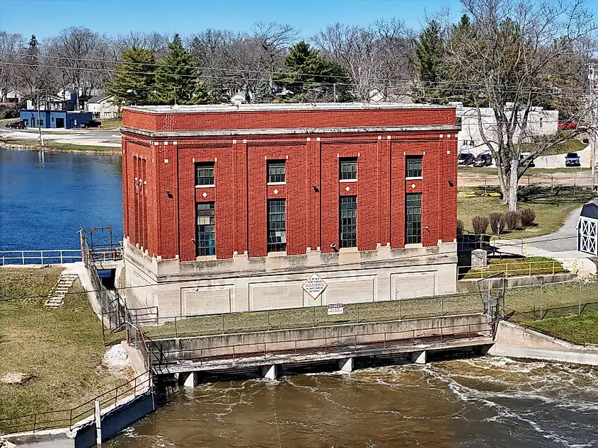 The hydroelectric power plant located on the Rock River in Rockton, Illinois.