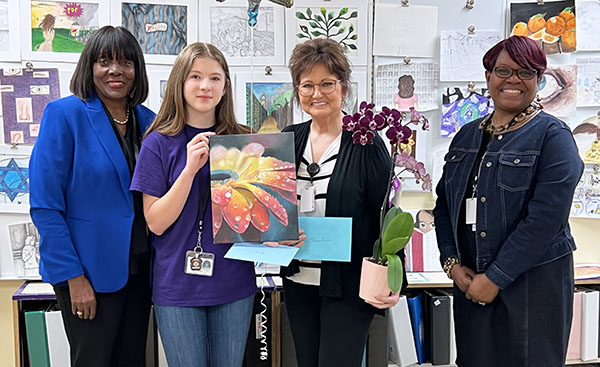 Crestwood Art Student Honored – Town-Crier Newspaper