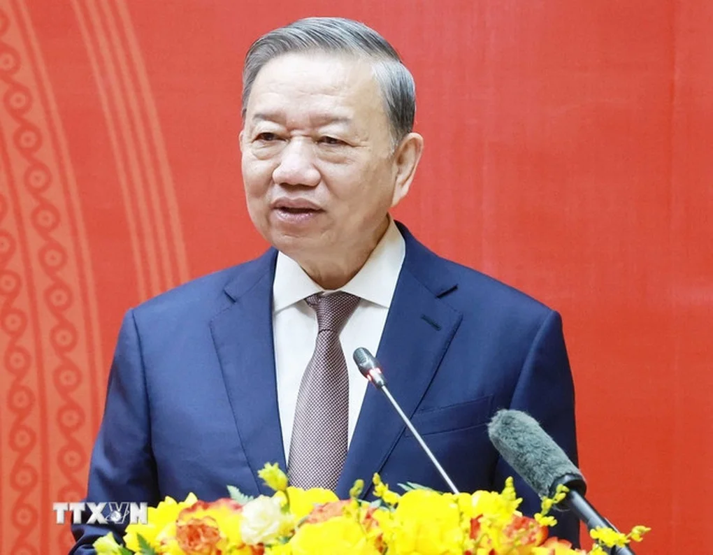 Tổng Bí thư Tô Lâm: Ngành y tế đang đối mặt với nhiều thách thức lớn - 2 Tổng Bí thư Tô Lâm: Ngành y tế đang đối mặt với nhiều thách thức lớn - 2