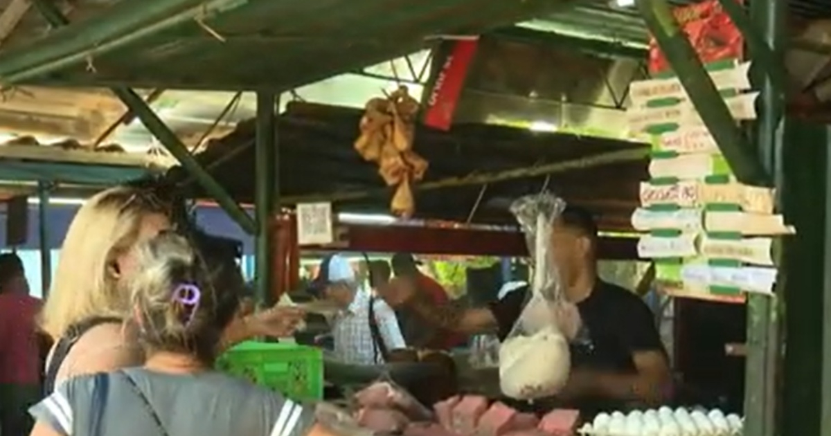 Cuban television targets small and medium enterprises, but forgets about the prices in dollar stores.