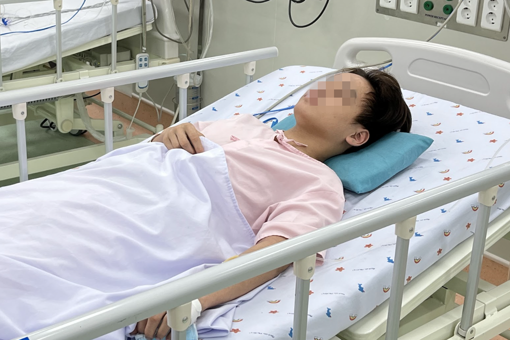 Bé gái “đen kịt” khi vào viện, cha mẹ cũng bỏng nặng trong vụ cháy ở TPHCM