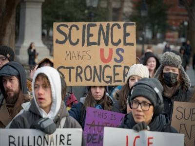 ‘Scientists will not be silenced’: thousands protest Trump research cuts