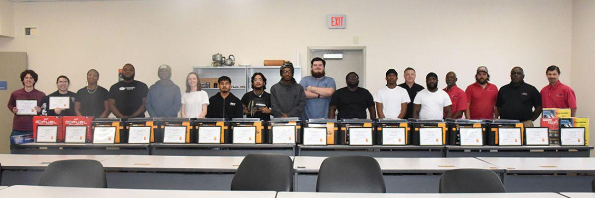 20 Georgia College Students Receive Automotive Studies Scholarship