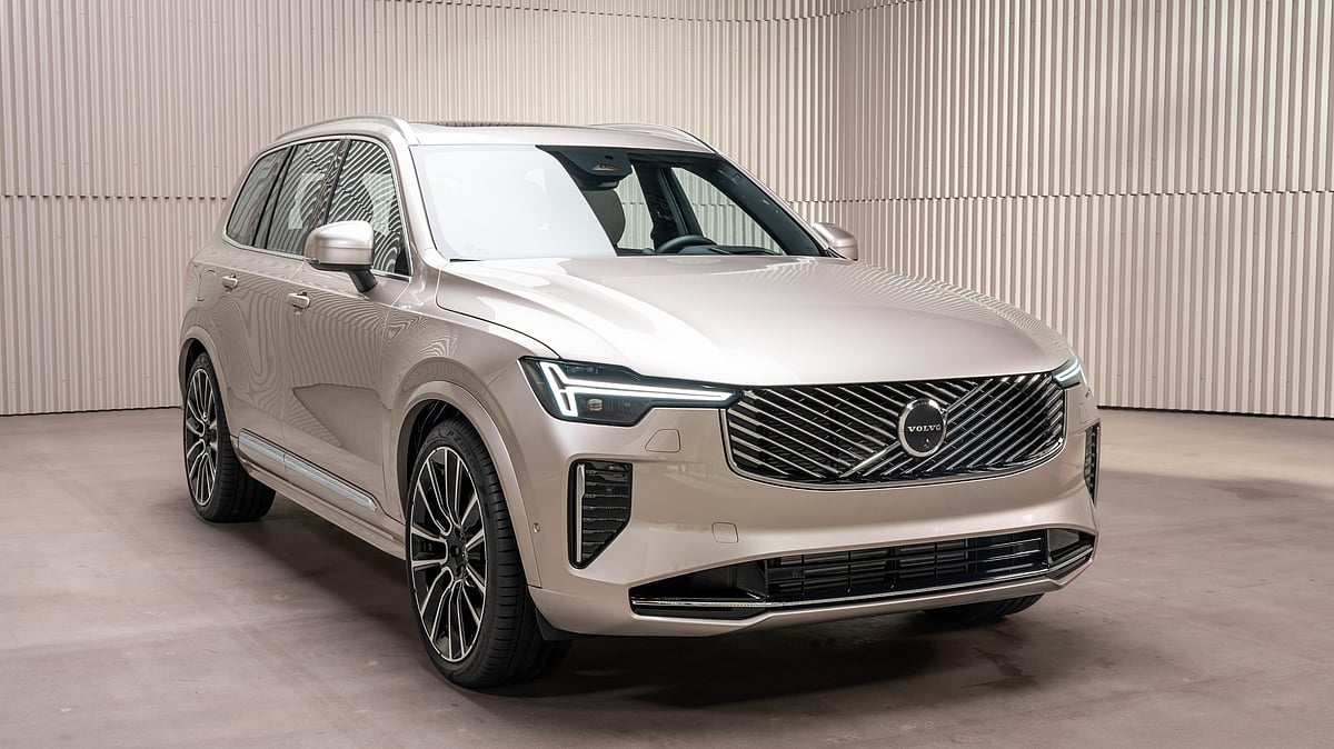Minimalist Maximum – true Scandinavian design hallmarks an automotive beauty with cutting edge technology