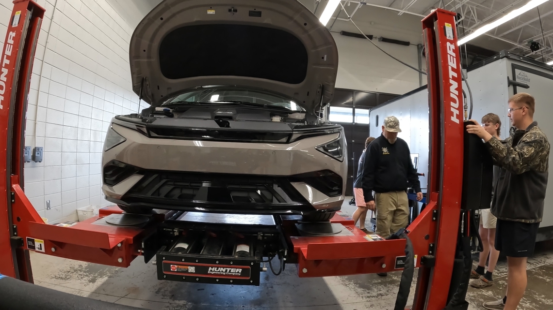 Peach County High students get hands-on with electric vehicle through a donated car from a big brand