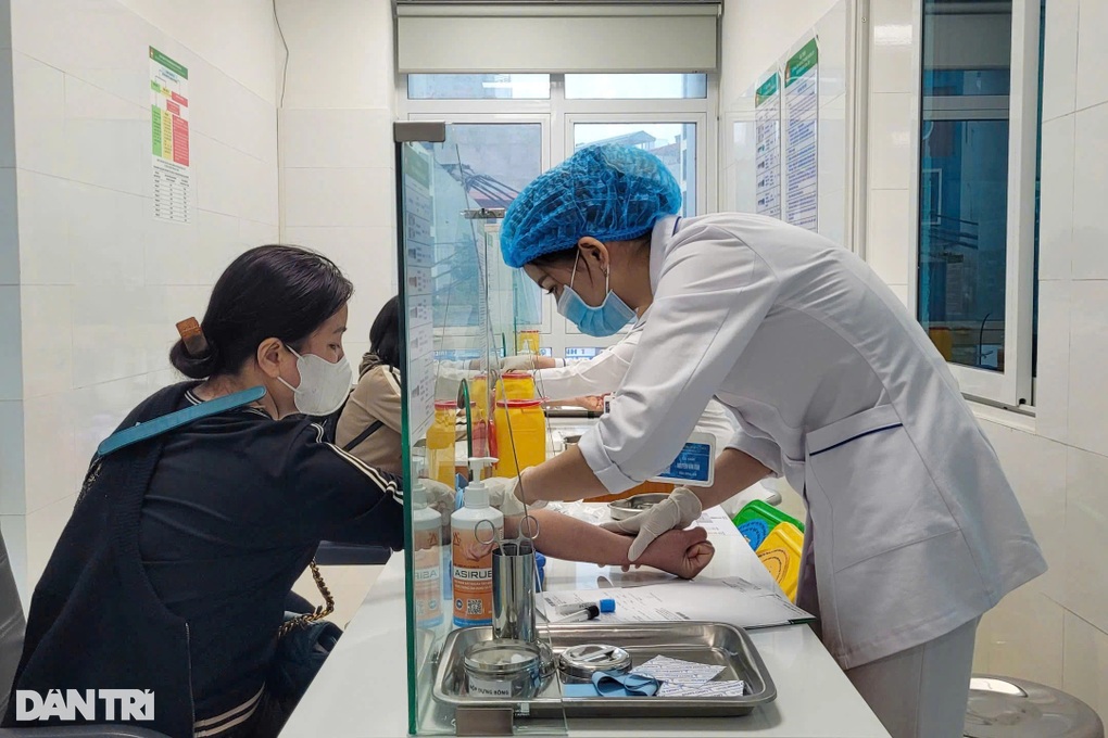 Yêu cầu của người bệnh ngày càng cao, y tế công cần chuyển dịch để đáp ứng
