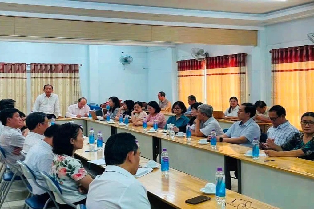 Chuyên gia nói gì về việc “lọc máu ngừa đột quỵ”?