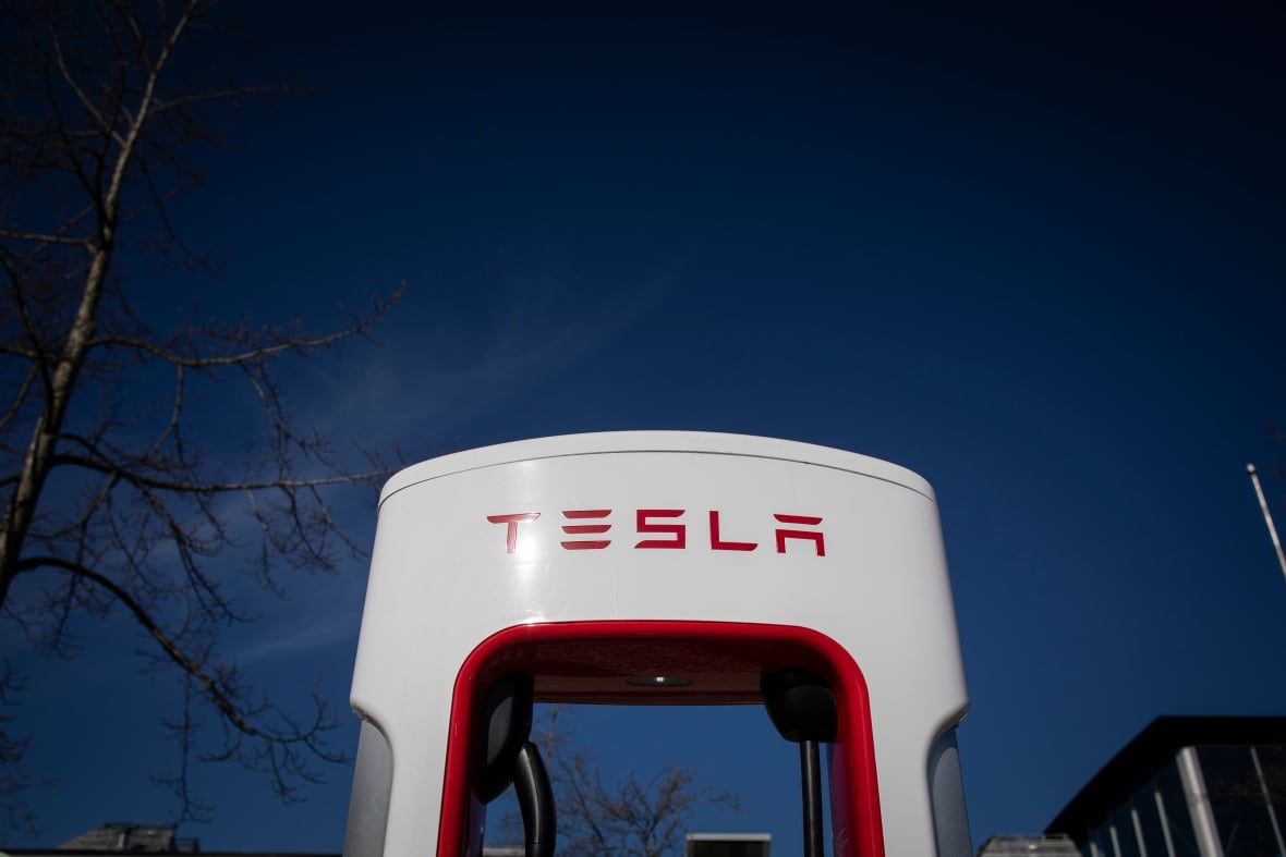 Vancouver International Auto Show removes Tesla over unspecified safety concerns