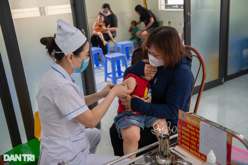 Nhiều địa phương triển khai chiến dịch tiêm vaccine sởi chậm
