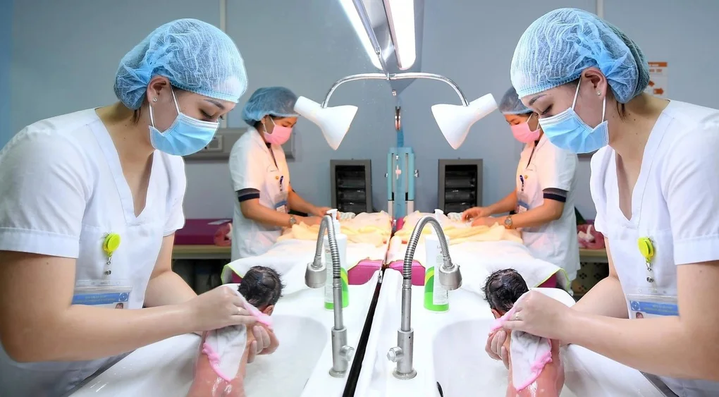 Việt Nam đối mặt với tình trạng thiếu hụt điều dưỡng nghiêm trọng - 2 Việt Nam đối mặt với tình trạng thiếu hụt điều dưỡng nghiêm trọng - 2