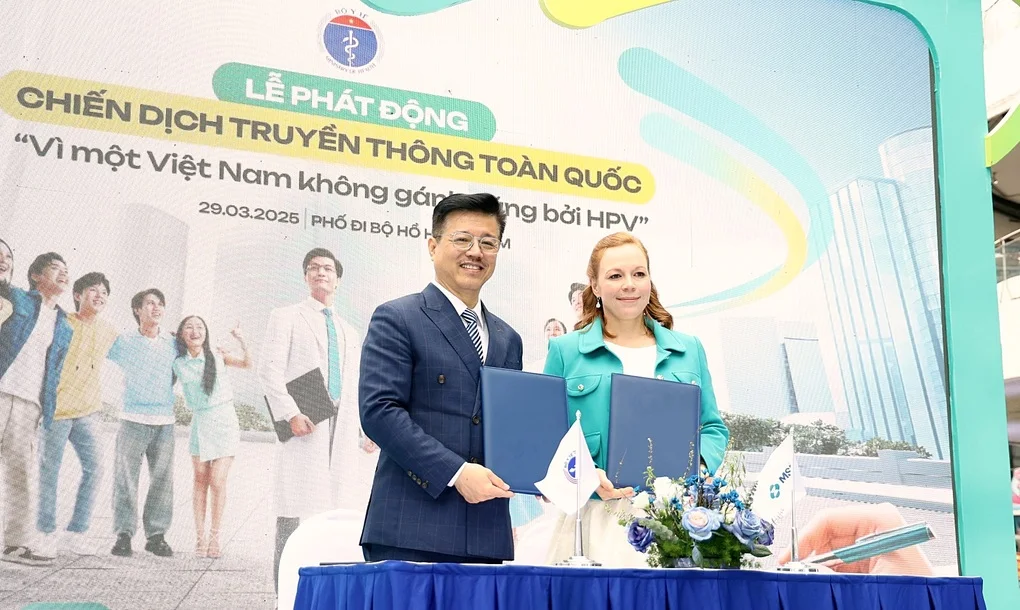 Hơn 2.500 phụ nữ Việt tử vong mỗi năm do ung thư cổ tử cung - 2