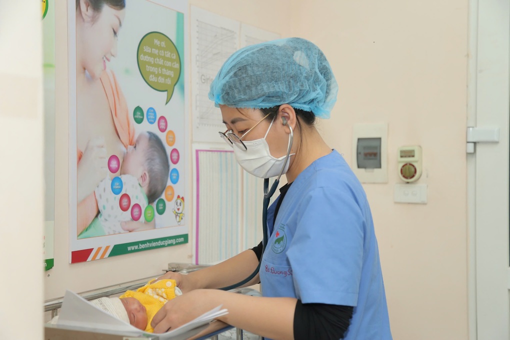 Sản phụ chấn thương sọ não vẫn “vượt cạn” thành công hiện ra sao?