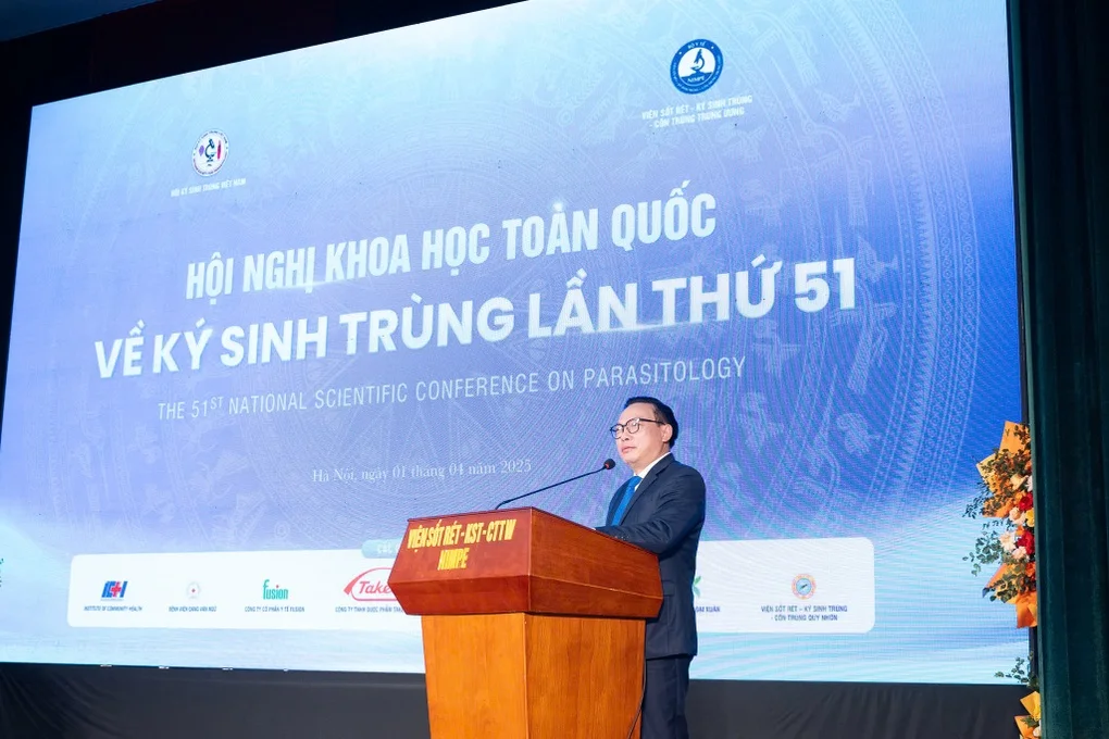 Nhiều nam giới mắc bệnh giun rồng hiếm gặp vì ăn đồ sống - 2 Nhiều nam giới mắc bệnh giun rồng hiếm gặp vì ăn đồ sống - 2