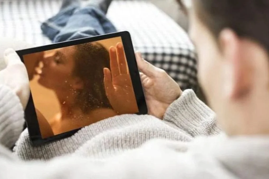 Nhiều quý ông hốt hoảng đi khám sinh lý chỉ vì không được như phim - 2