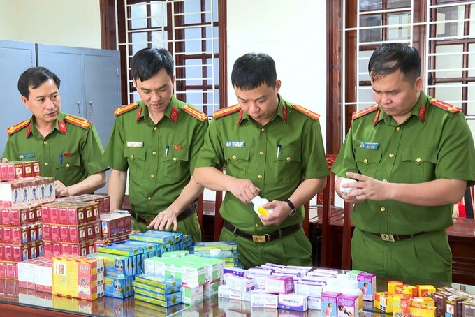 Bác sĩ: Thuốc giả là bẫy độc, đặc biệt đối với trẻ em và người già