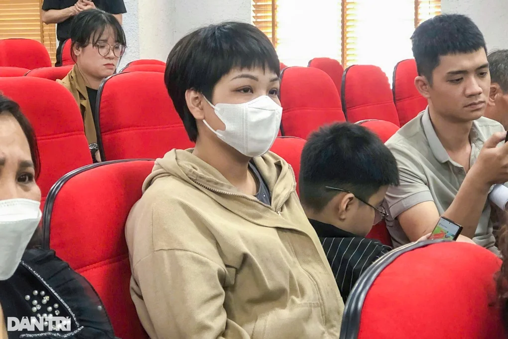 Quyết định trong nỗi đau của người vợ trẻ cứu 6 cuộc đời - 1