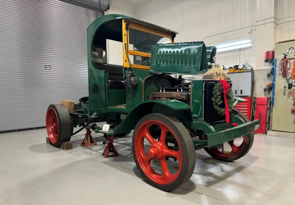 Ab Mack Truck Large