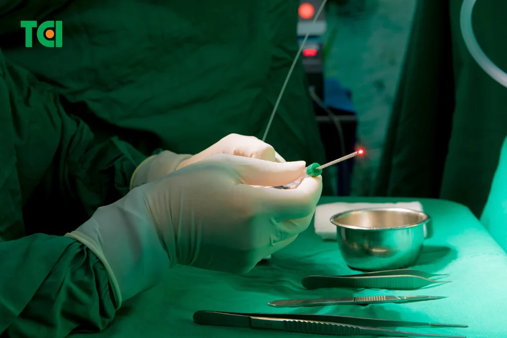 Ngất xỉu, suy nhược vì trĩ gây mất máu - 2