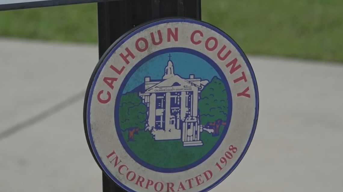 Calhoun County finance director arrested for embezzlement