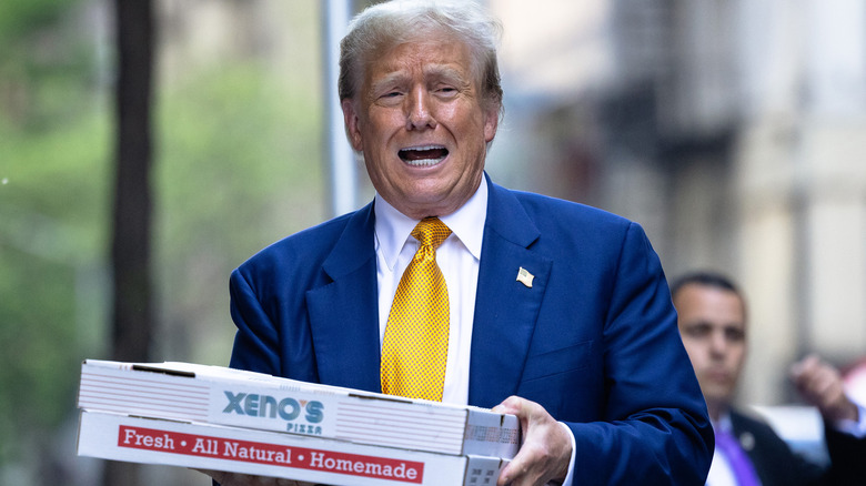 Is The Strange Way Donald Trump Eats His Pizza Actually Healthier?