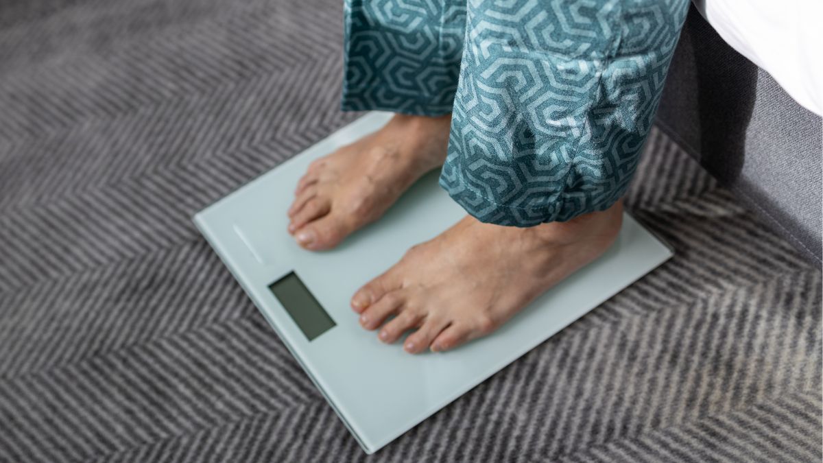 How Much Weight Can You Safely Lose in a Month? Here’s What Doctors Say