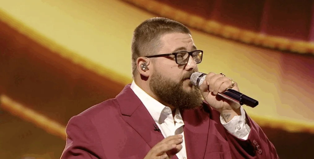 Che on American Idol