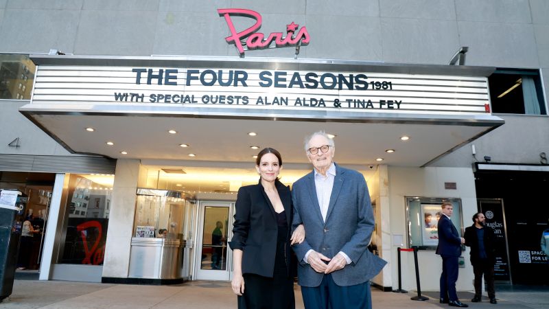 Alan Alda had a truly heartfelt moment with Tina Fey at Netflix’s ‘Four Seasons’ premiere