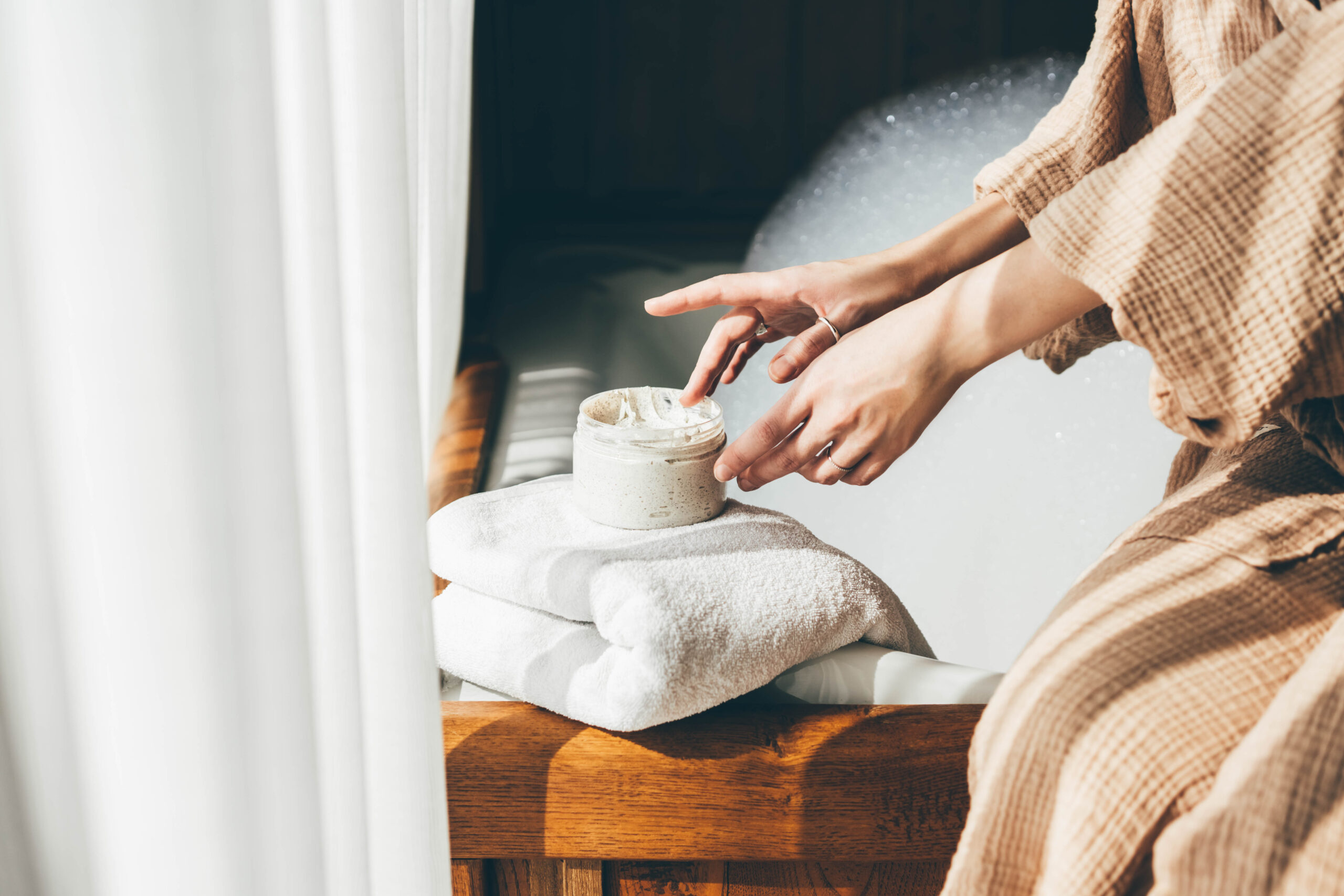 Viral Beauty Trends To Do While You Sleep