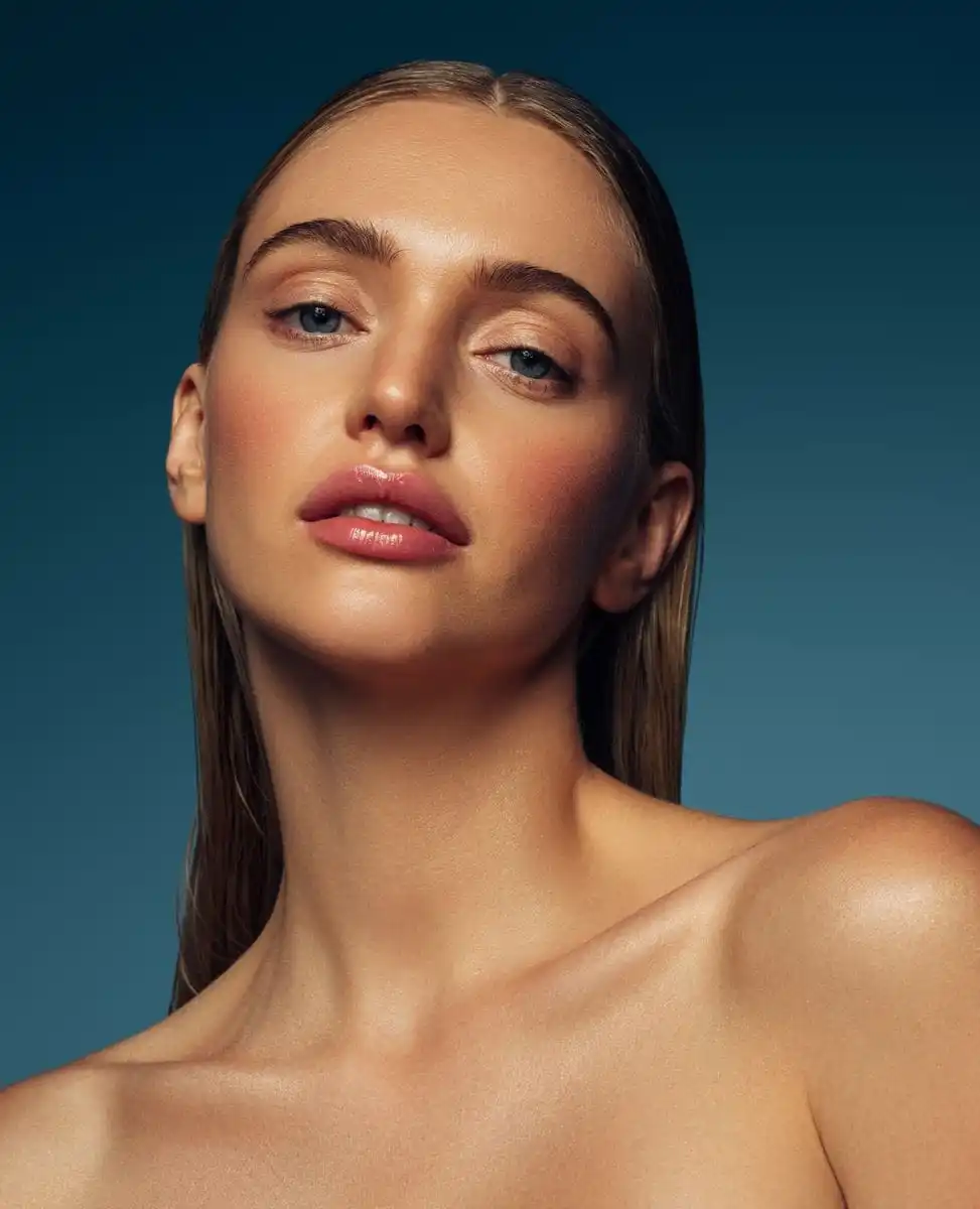 The filter-free glow: natural, smooth, and radiant.