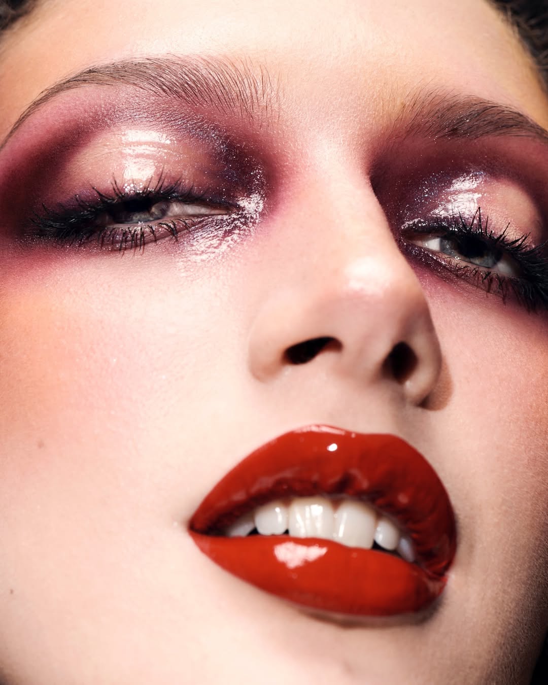 10 Iconic Y2K Beauty Trends That Remain As Fresh As Ever
