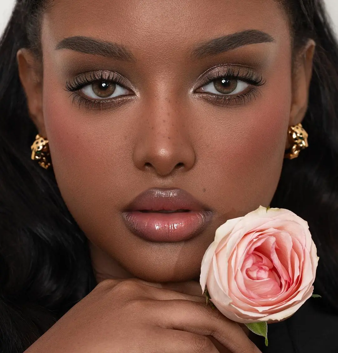 nude lips
